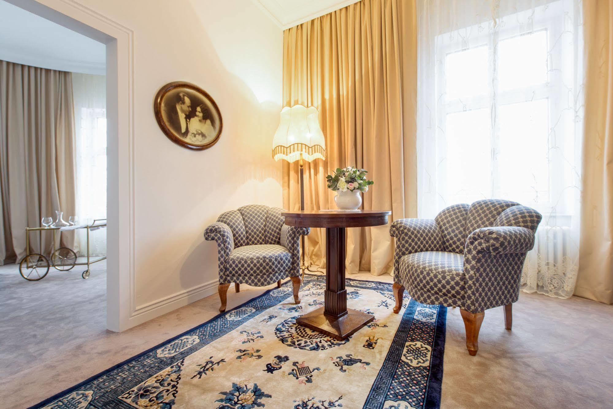Hotel Slavia ブルノ エクステリア 写真