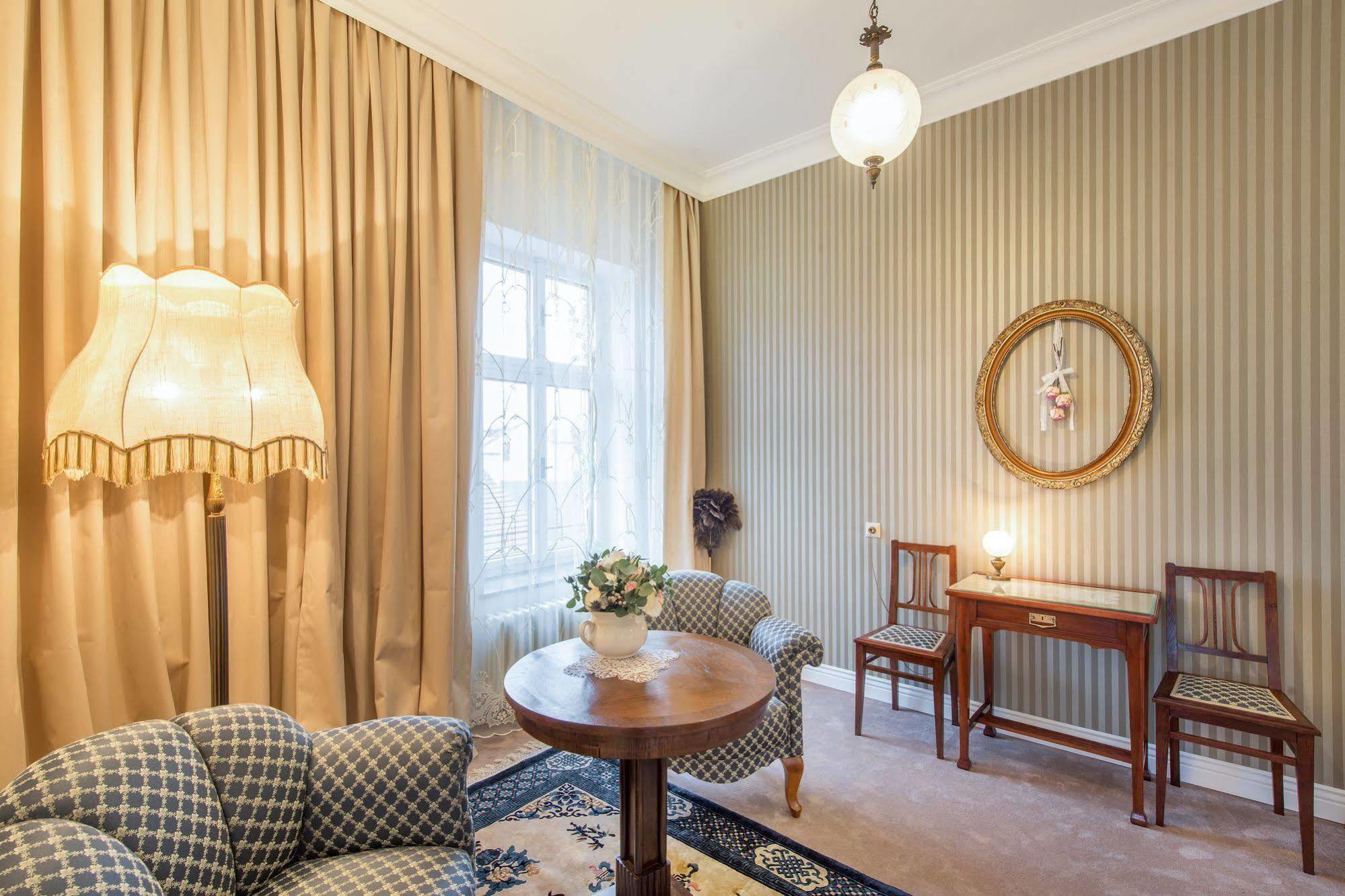 Hotel Slavia ブルノ エクステリア 写真