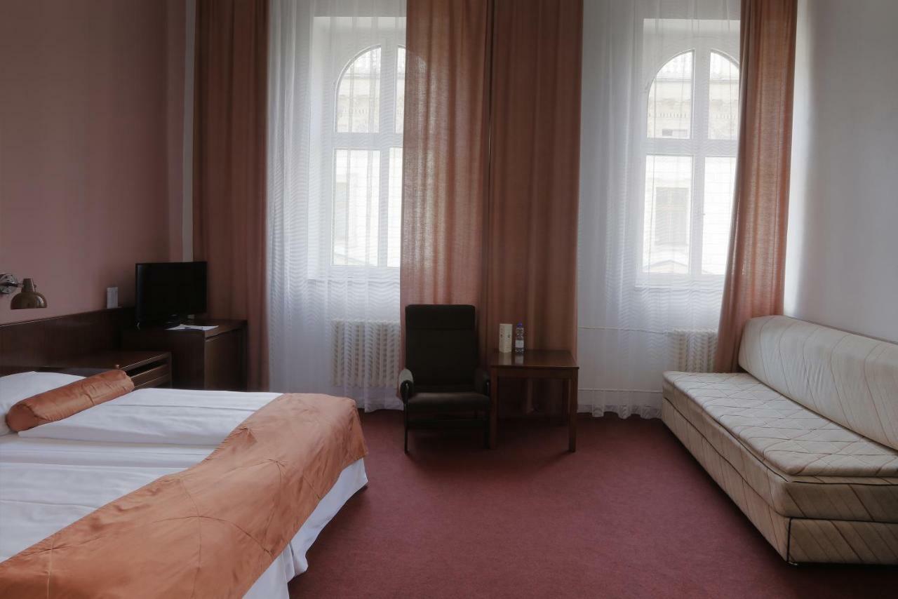 Hotel Slavia ブルノ エクステリア 写真